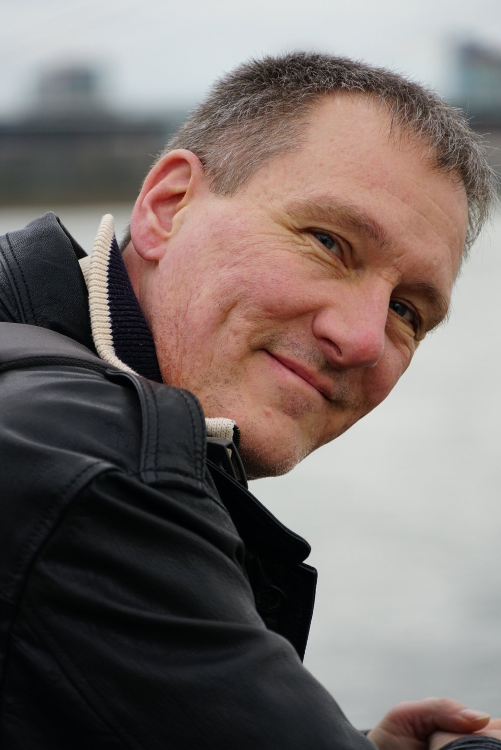 Dr. Frank Siedler