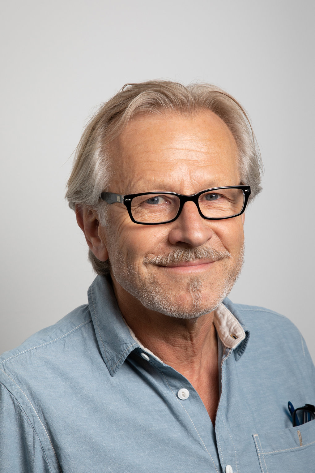 Dr.  Josef Kellermann