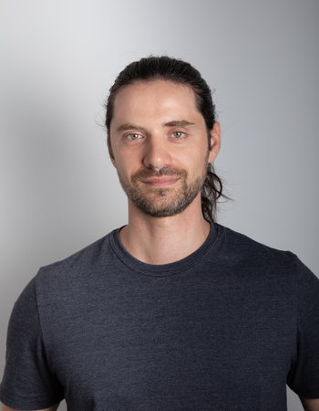 Dr. Rodrigo Dias Requiao