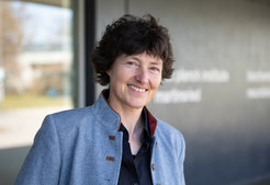 Professorin Petra Schwille, Direktorin am Max-Planck-Institut für Biochemie